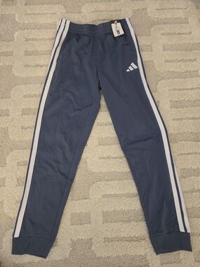 Jadidas Navy Joggers with White Side Stripes. Size Medium. New With Tags
